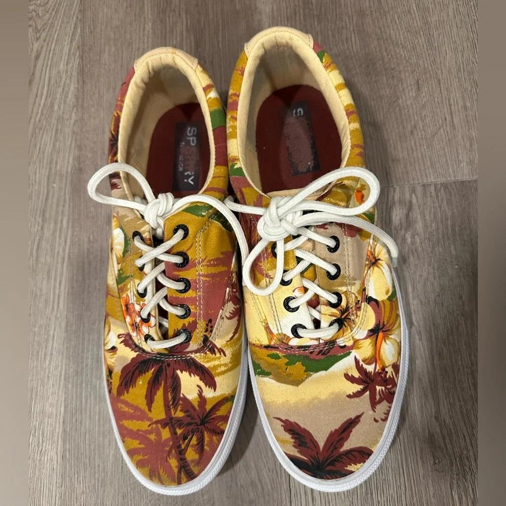 Sperry Sneakers